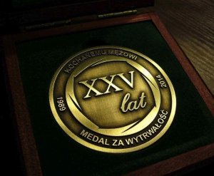 medal okolicznościowy 09